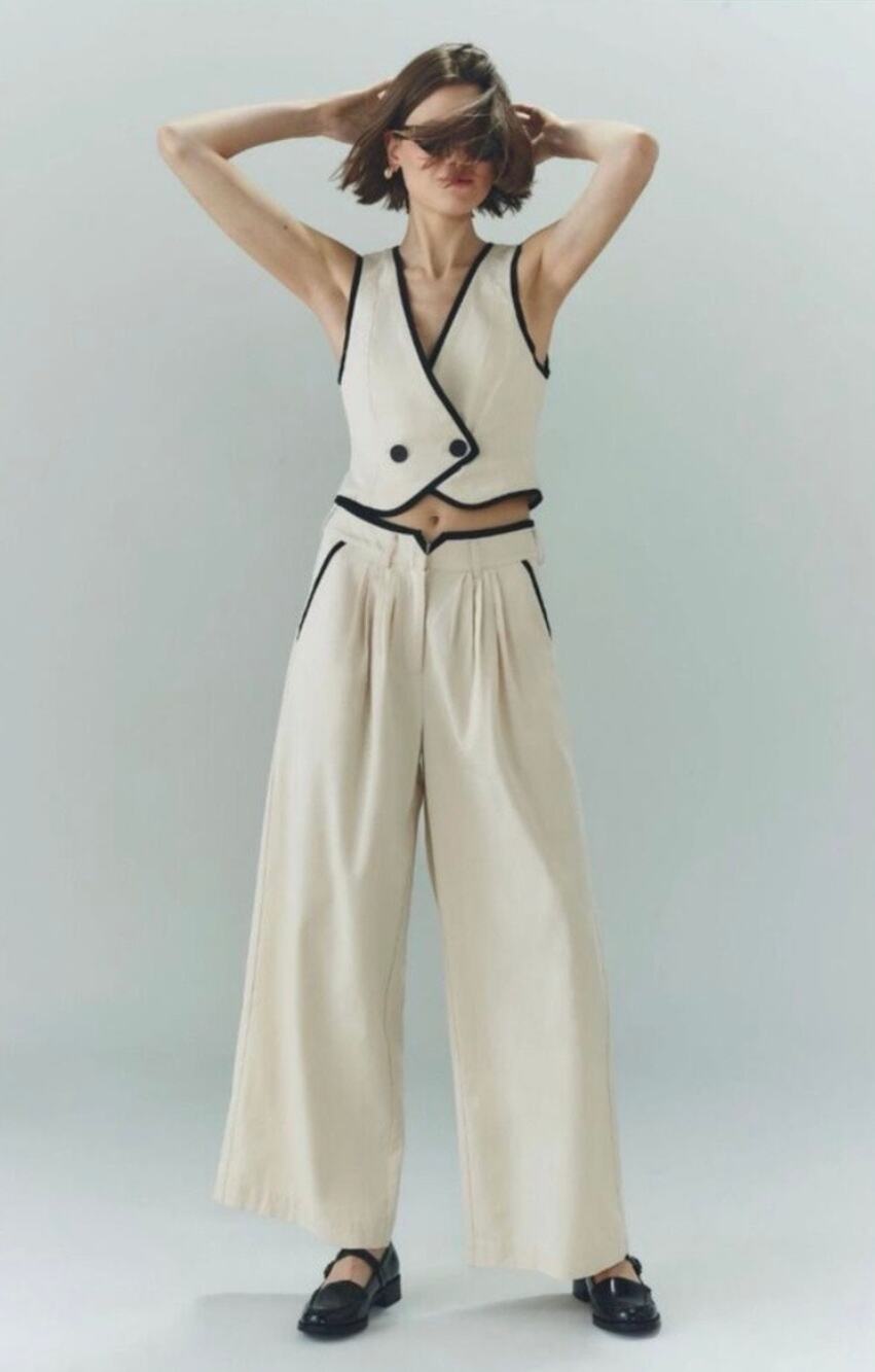 Sovere Express Trim Pleated Wide Leg Neutral Classic Chic Trouser Pants - Large